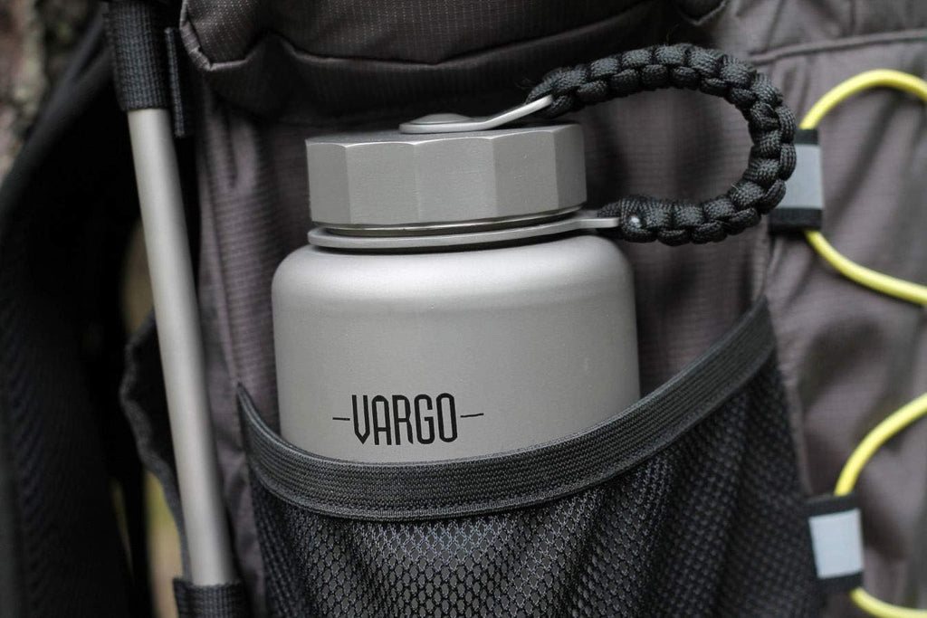 Vargo Titanium para-Bottle | Ultralight Titanium Water Bottle with 7 Feet of Replaceable 550 Paracord | 1 Liter (34 oz.) | Model T-452